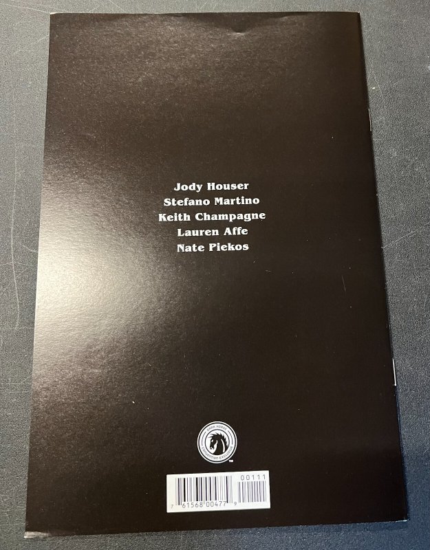 Stranger Things #1 2019 SDCC Glow in the Dark Lambert Cover Dark Horse EB114