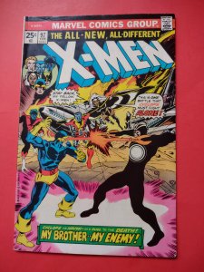 The X-Men #97 (1976)Havok vs cyclops