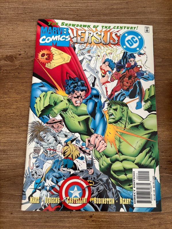 Lot Of 4 DC Vs. Marvel Comic Books # 1 2 3 4 VF-NM Batman Wolverine Hulk 19 J441