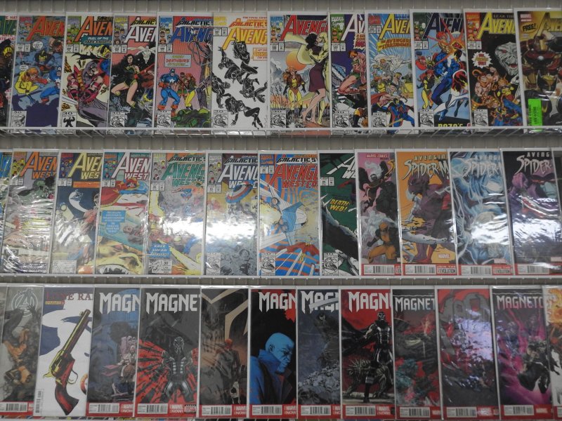 Huge Lot of 160 Comics W/ Avengers, Spiderman, Batgirl! Avg. VF Condition!