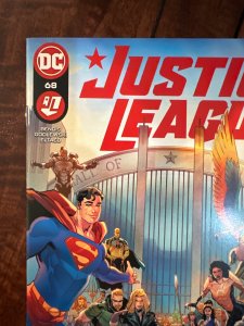 Justice League #68