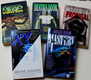 5 Dell/Abyss Horror Paperbacks. (Lot 2)