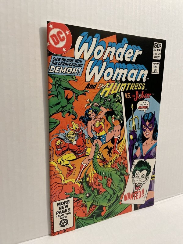 Wonder Woman #281 - Joker And Huntress High Grade 