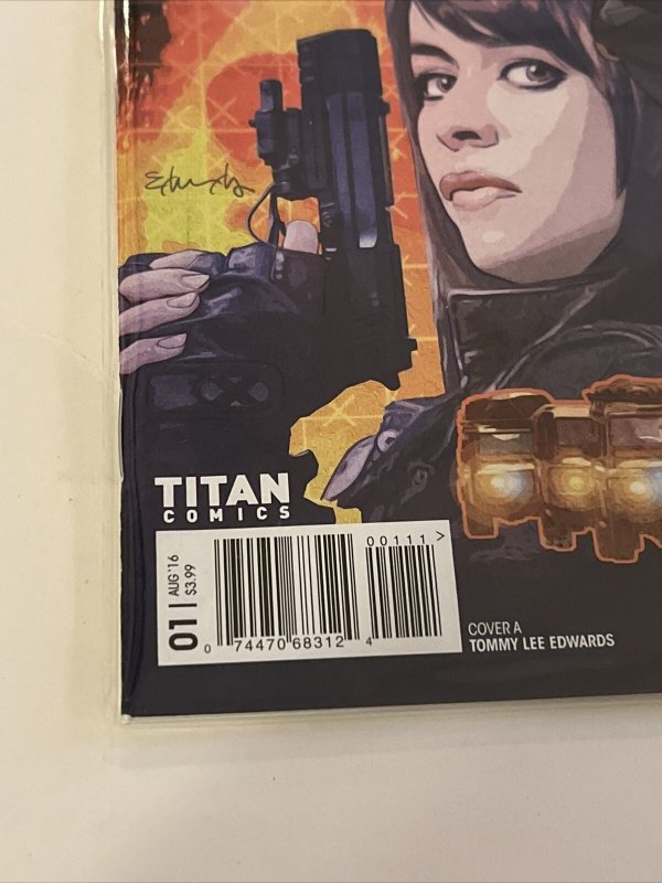 TORCHWOOD #1 TOMMY LEE EDWARDS COVER A JOHN BARROWMAN  TITAN COMICS BAG BOARD 