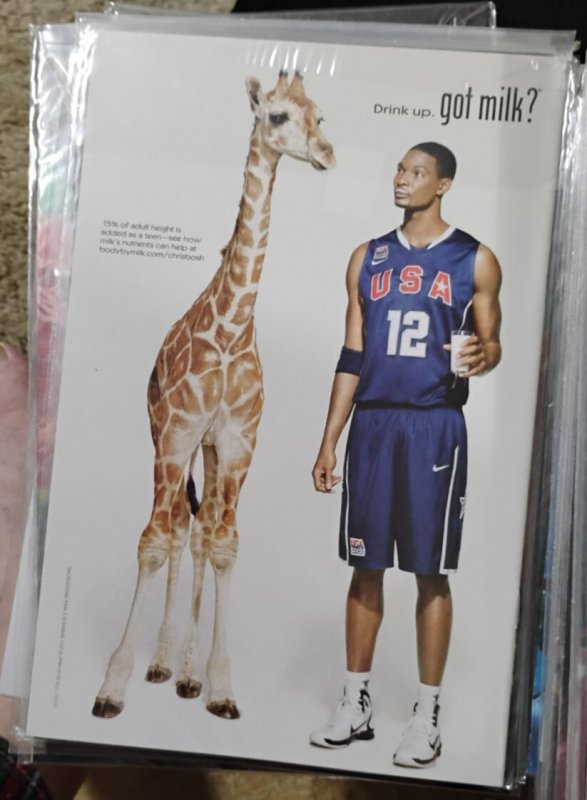 BATMAN AND ROBIN # 23  2011 DC COMICS red hood gullem march cover