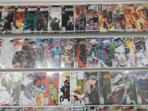 Huge Lot of 150+ Comics W/ Batman, Aquaman +More! Average VF- Condition!