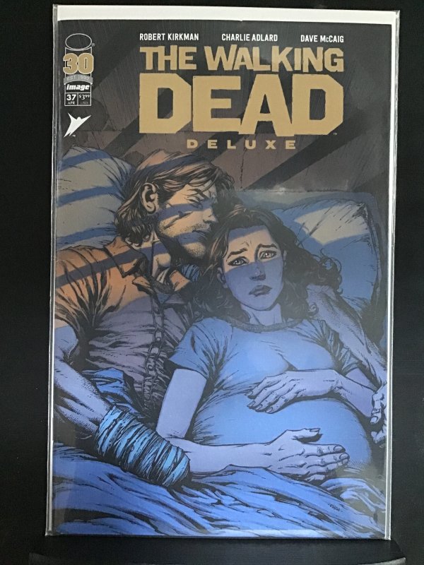 The Walking Dead Deluxe #37 (2022)