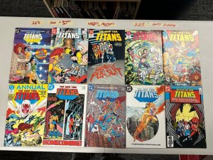 Lot of 10 Comic Lot (see pictures) 228-19