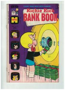 RICHIE RICH BANK BOOKS (1972-1982) 11 FINE June 1974 