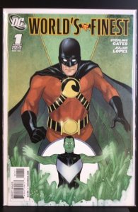 World's Finest #1 (2009)