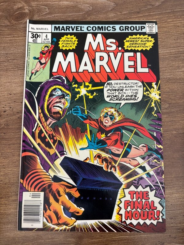 Ms. Marvel # 4 VF/NM Comic Book Carol Danvers Avengers 23 J292