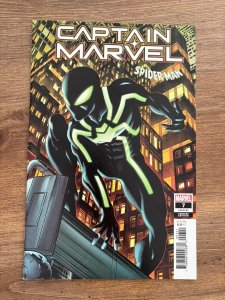 Captain Marvel # 7 VF/NM LGY 141 1st Print Variant Cover Comic Book 1 J274
