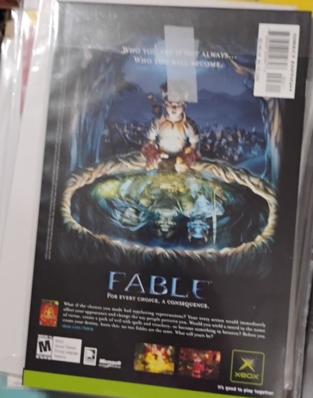 SECRET WAR # 3 BOOK THREE  2004 MARVEL  DISNEY BENDIS DELL'OTTO COVER