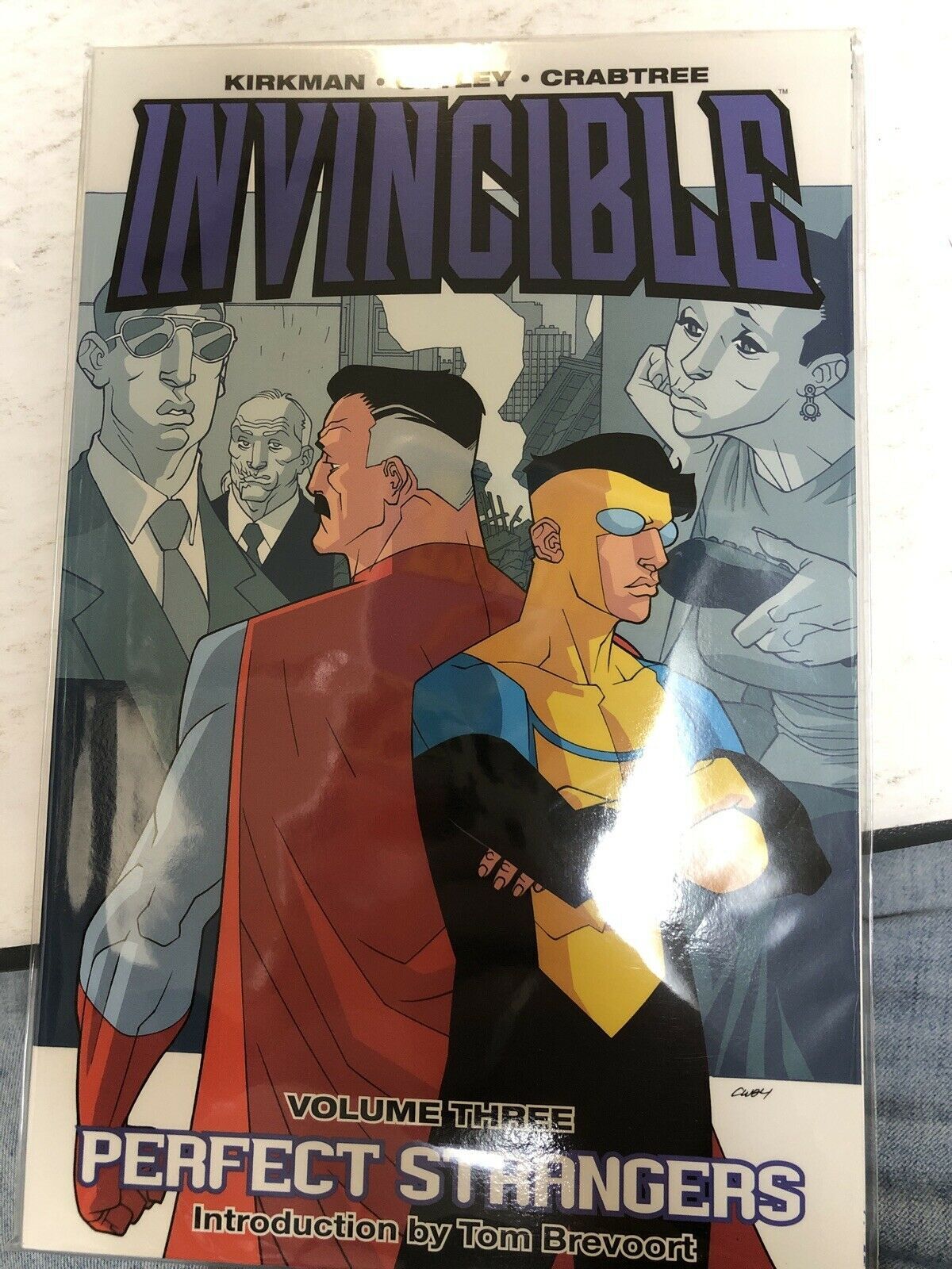 Invincible:TPB: 3-Perfec . – JHU Comic Books