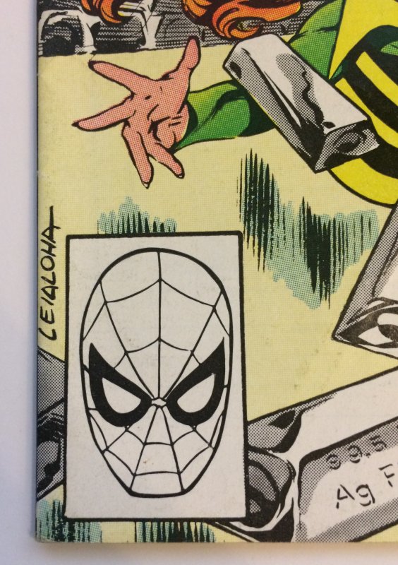 Spider-Woman #37 VF/NM Marvel Comics 1st Series (1981)