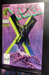 The Uncanny X-Men #251 (1989) high-grade!Wolverine crucifix cover! NM- Wow