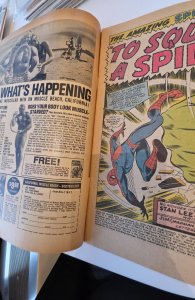 The Amazing Spider-Man #67 (1968)to squash a spider Mod foxxing/tanning