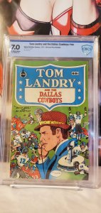 TOM LANDRY AND THE DALLAS COWBOYS - CBCS 7.0  - AL HARTLEY - .69 Variant