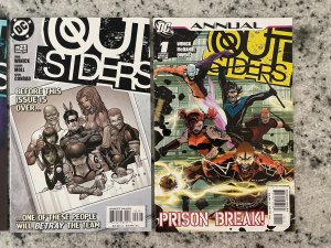 3 Outsiders DC Comic Books # Annual 1 + # 23 24 Batman Superman Flash 9 J854