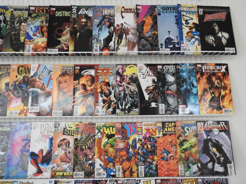 Huge Lot 200+ Comics W/ Spider-Man, Avengers, X-Men+ Avg Fine Condition!!
