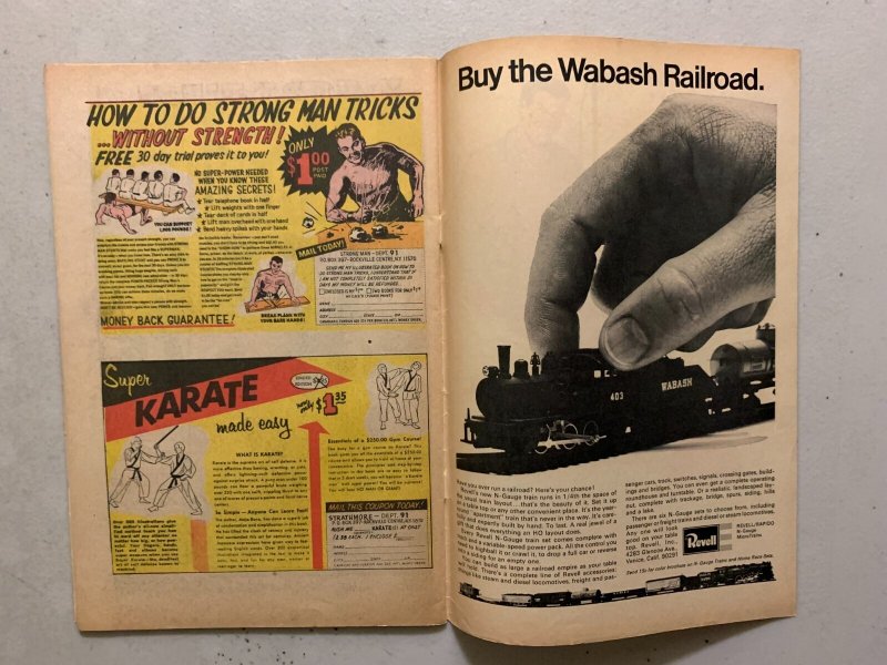 Detective Comics #383 Fortune Cookie Caper 5.0 (1969)