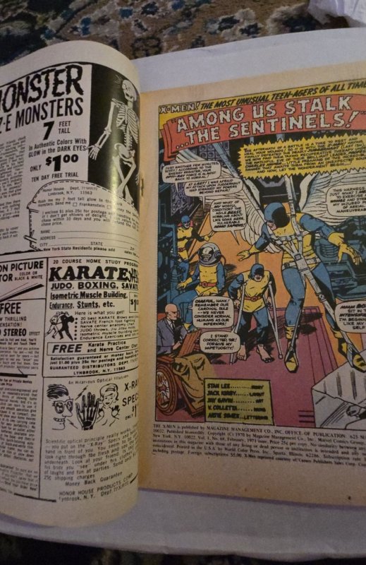 The X-Men #68 (1971) among us stalks the sentinels/origin od the beast