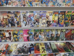 Huge Lot 150+ Comics W/ Green Arrow, Legends, Superboy, +More! Avg VF- Cond!