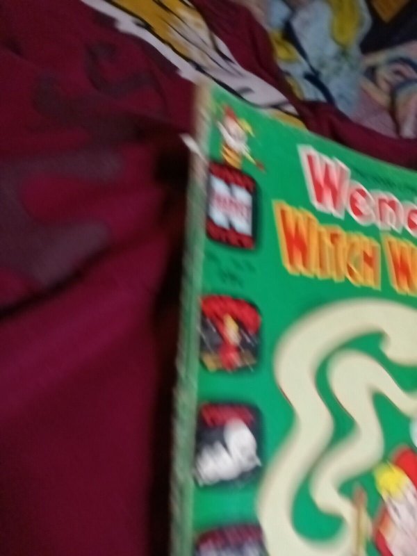 April 1971 Wendy Witch World Giant Sized Issue 39 Scarce Bronze Age Harvey Comic