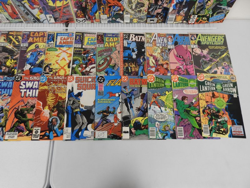 Huge Lot 140+ Comics W/ Swamp Thing, Avengers, Batman, +More! Avg VF- Condition!