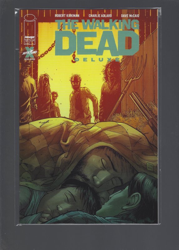 The Walking Dead Deluxe #11