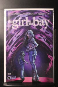 The Girl in the Bay #4 (2019)