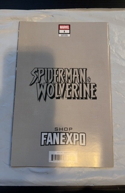 Spider-Man & Wolverine #1Shop Fan Expo John Giang Virgin Variant