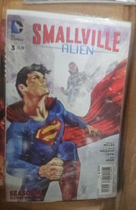 Smallville: Alien #3 (2014)