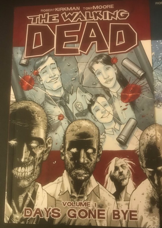 The Walking Dead Vol. 1 Days Gone Bye