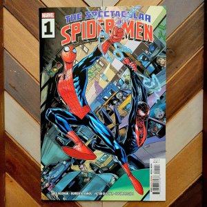 SPECTACULAR SPIDER-MEN #1 New (Marvel 2024) Team-Up PETER PARKER & MILES MORALES