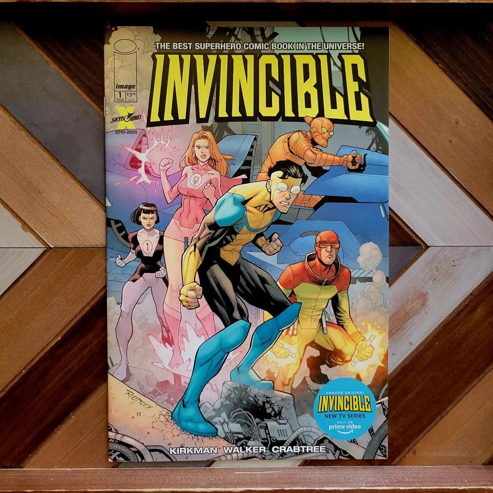 Invincible Compendium One Is $30 in a Prime Day Lightning Deal - IGN