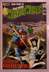 WONDER WOMAN #192 1971- DIANA PRINCE-BATTLE COVER - DC FN