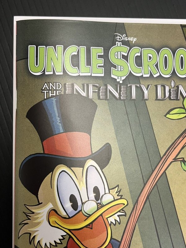 UNCLE SCROOGE INFINITY DIME #1 1:25 SIMONSON VARIANT CVR 2024 IN-HAND PROSHIPPER