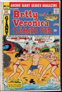 Archie Giant Series Magazine #212 (1973) Betty Cooper