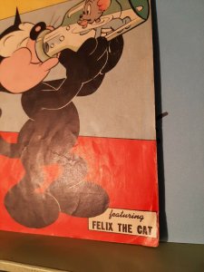 Popular COMICS #123.Golden Age. 1946. COVER DETACHED BOTTOM STAPLE. SEE PICS