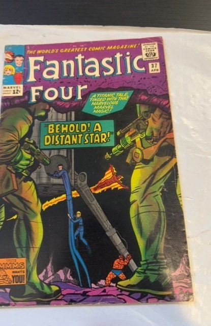 Fantastic Four #37 (1965)Behold a distant star see descript