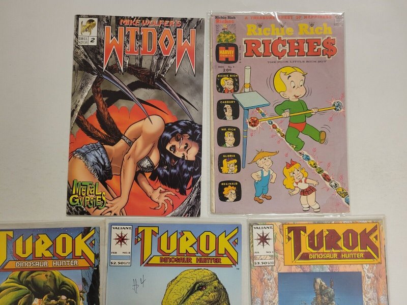 5 Comics #1 2 8 Turok + #2 Widow + #9 Richie Rich 34 TJ12