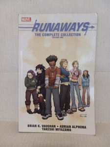 RUNAWAYS: THE COMPLETE COLLECTION - VOLUME ONE GRAPHIC NOVEL - FREE SHIPPING