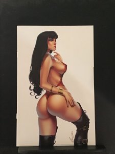 Vampirella #13 White Virgin Variant Cvr limited to 500