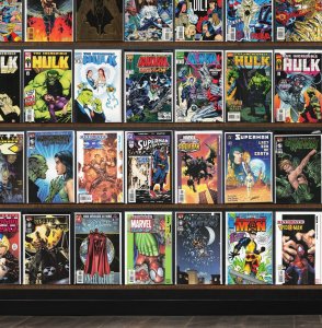 Huge Lot 140+ Comics with The Incredible Hulk, Thunderbolts & More!