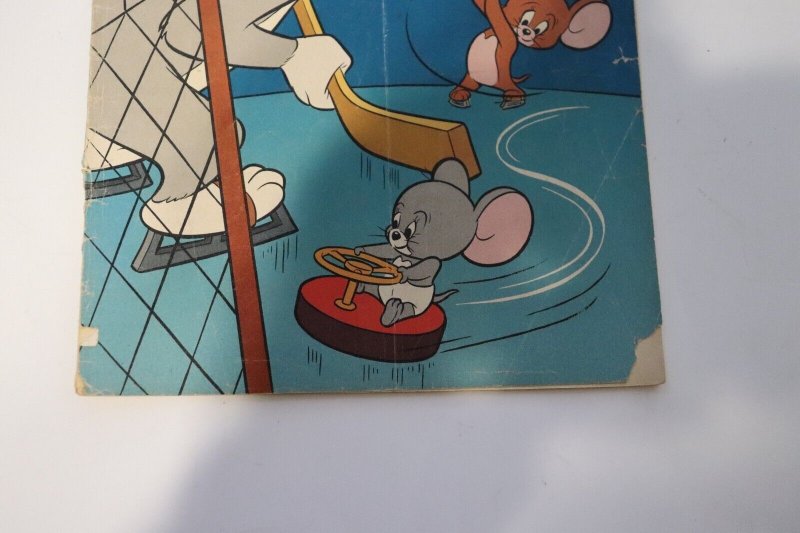 Tom and Jerry Golden Age Dell #137 Comic Book 