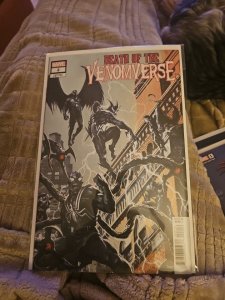 DEATH OF THE VENOMVERSE #2 1:10 DELL'OTTO INCENTIVE VARIANT Nm