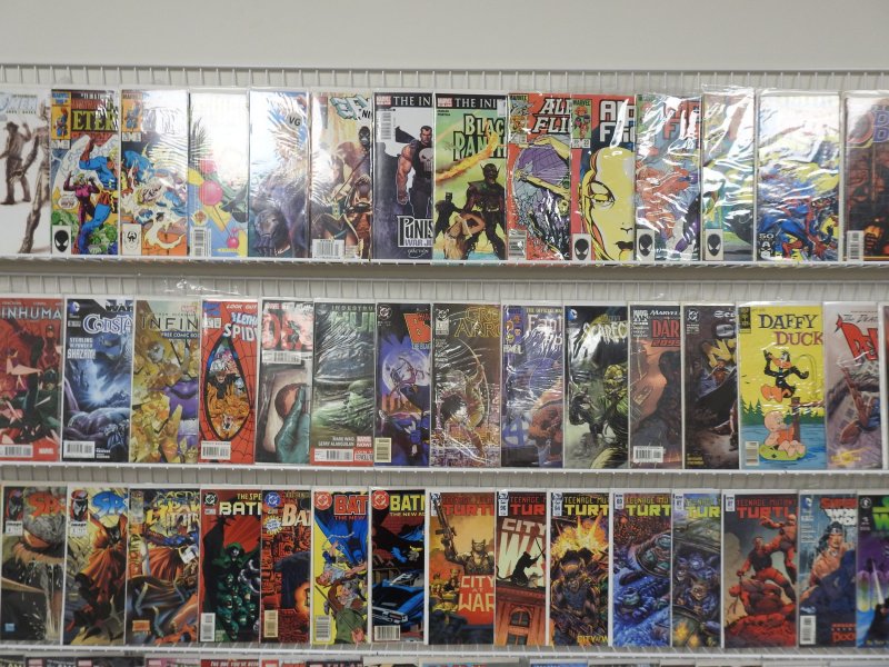 Huge Lot 150+ Comics W/ Spiderman, Hulk, Morbius, +More AVG VF-
