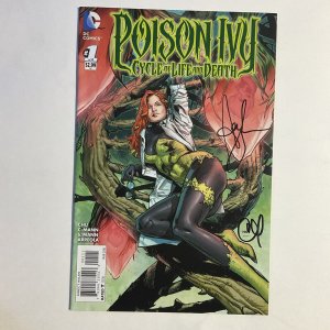 Poison Ivy Cycle Of Life And Death 1 2016 Signed Amy Chu Clay Mann DC Comics Nm