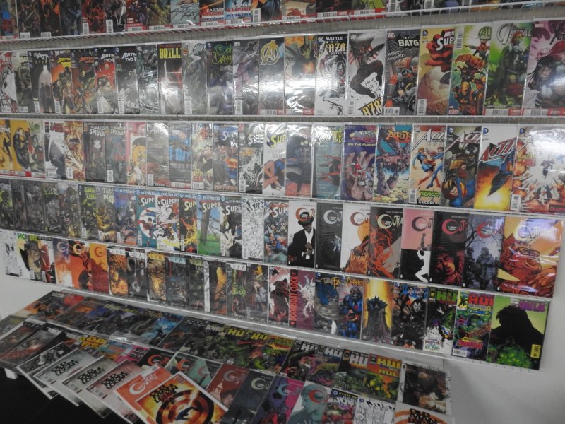 Huge Lot 150+ Comics W/ Superman, Hulk, Spider-Man, +More! Avg VF Condition!